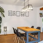 By Interhome Brnicko