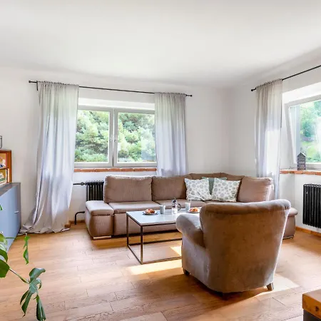 Feriehus By Interhome Brnicko